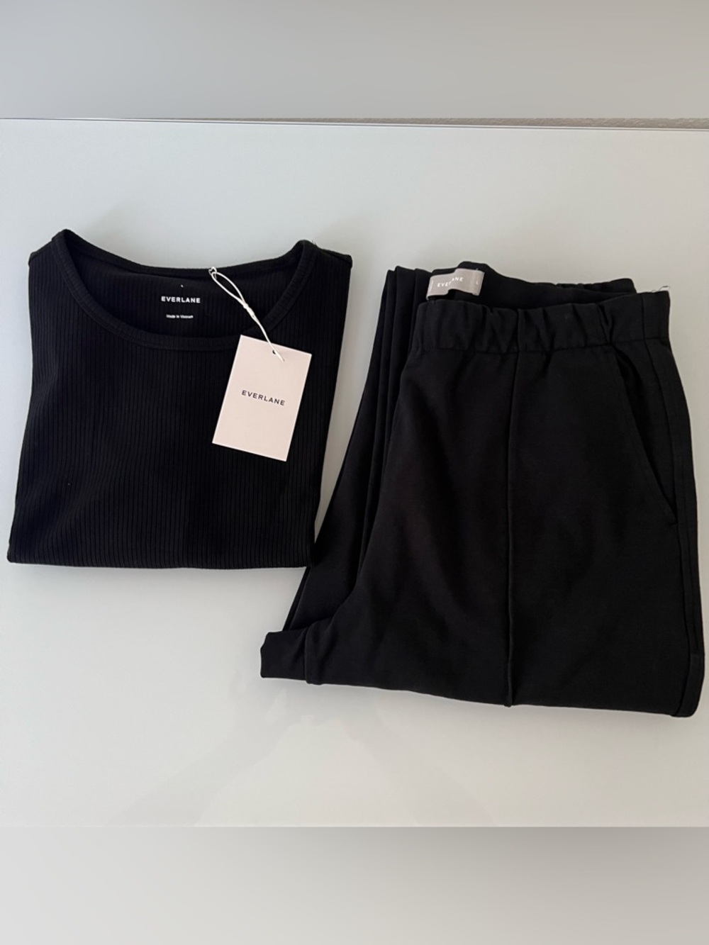 Everlane Dream Pant & Shimmy Tee - Large